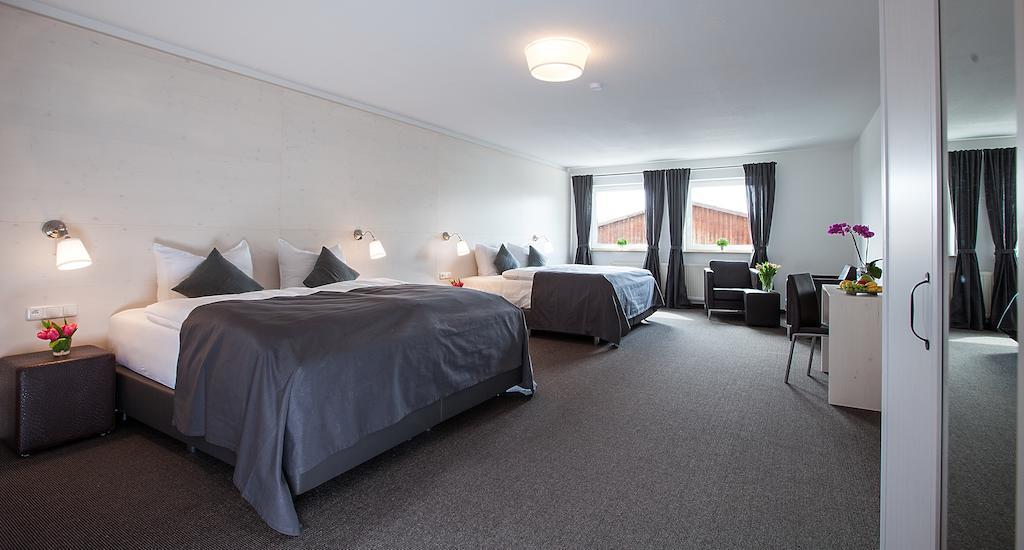 Alpengluehen Smart Hotel Ольхинг Номер фото